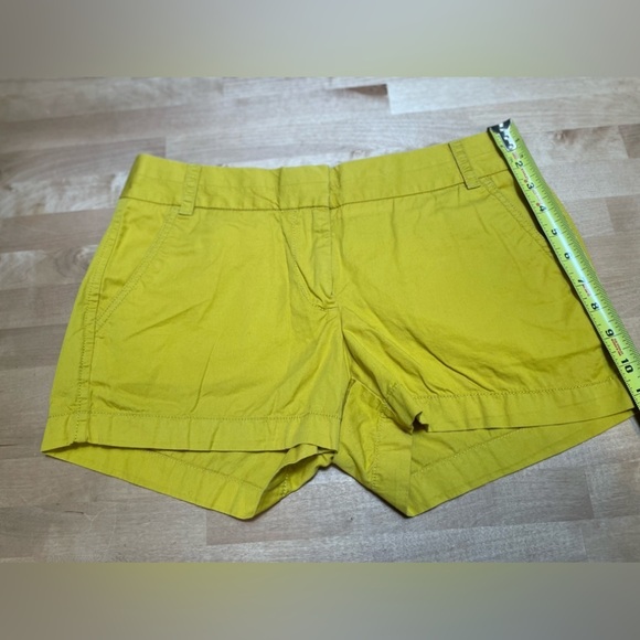 J. Crew Women’s Cotton Chino Broken-In Shorts 3” Inseam Mustard/Yellow Size 4 - Picture 7 of 9